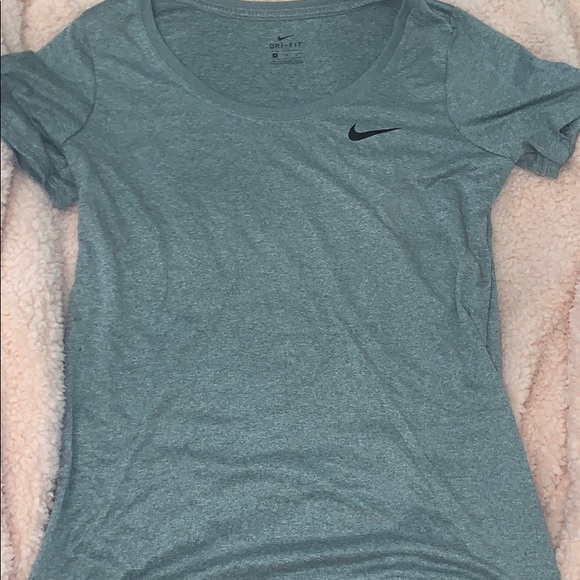 Nike Dri-Fit Workout Tee - Picture 1 of 1
